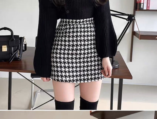Houndstooth Mini Skirt