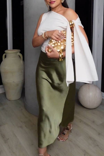Slim Fit Asymmetrical Cold Shoulder Knotted Tank Top