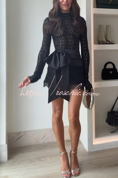 Anna Satin Bow Appliqu¡§| Mid Rise Lace Hem Mini Skirt