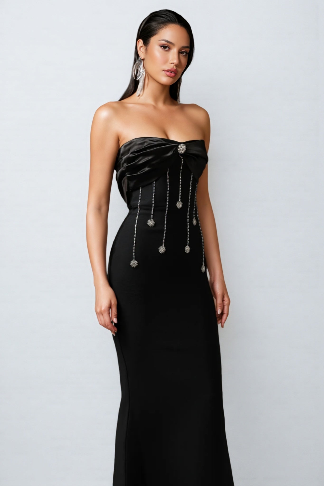 Wanda Sleeveless Diamond Bandage Maxi Dress