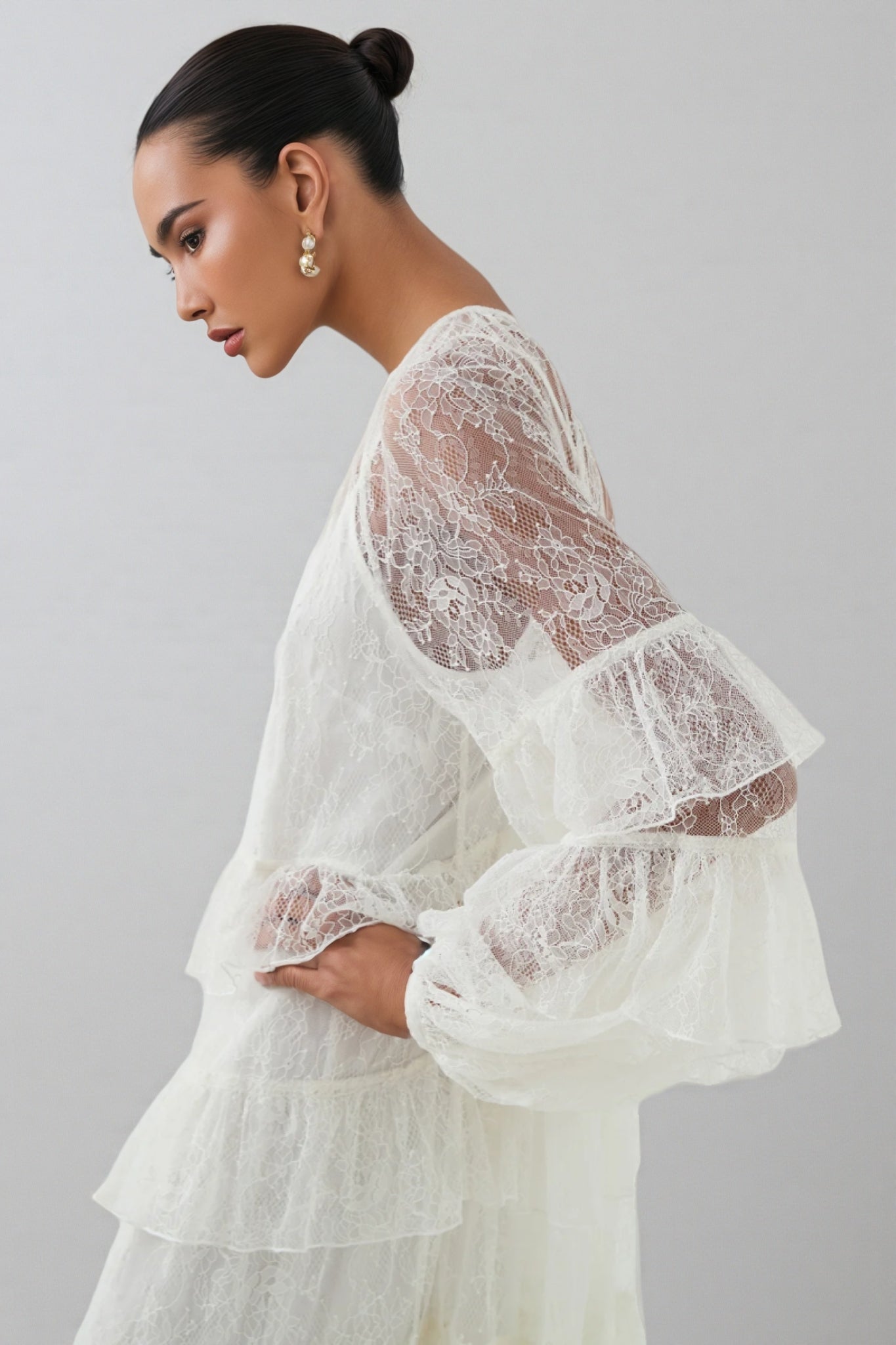 Wintk White Round Neck Lace Maxi Dress