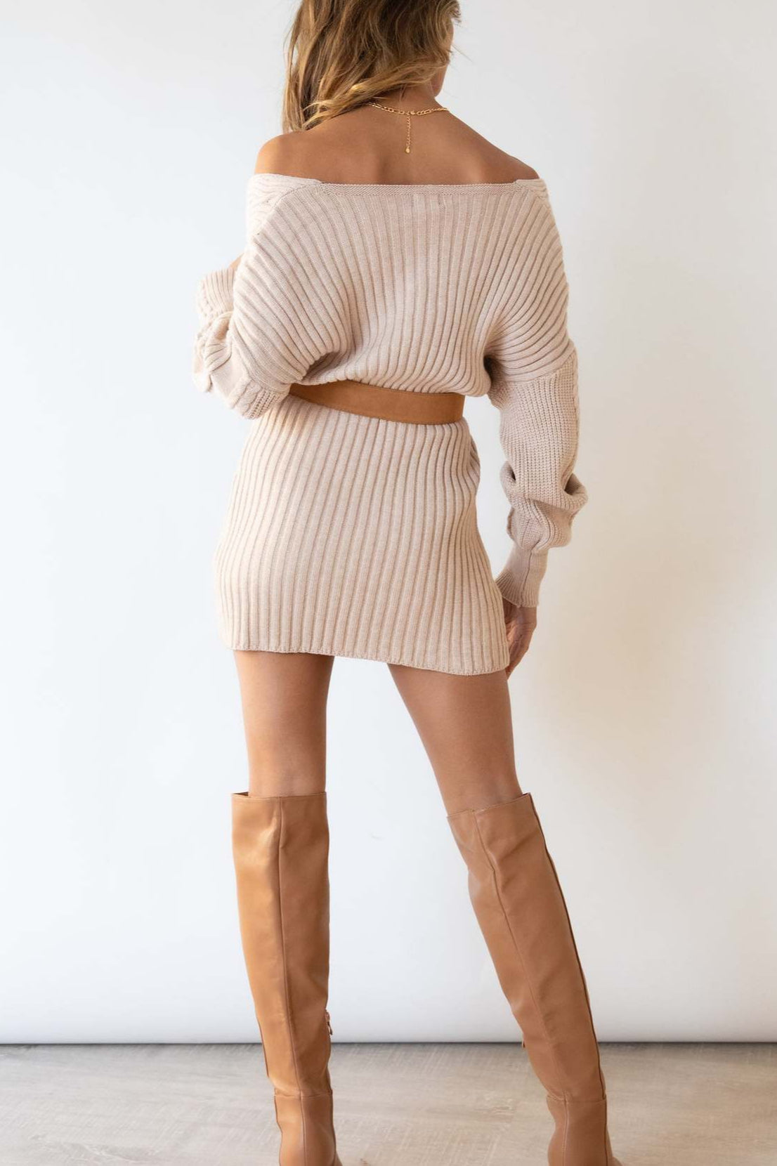 Cable Knit V Neck Bodycon Midi Dress