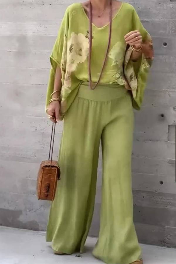 V-neck cotton and linen printed top and trousers casual suit