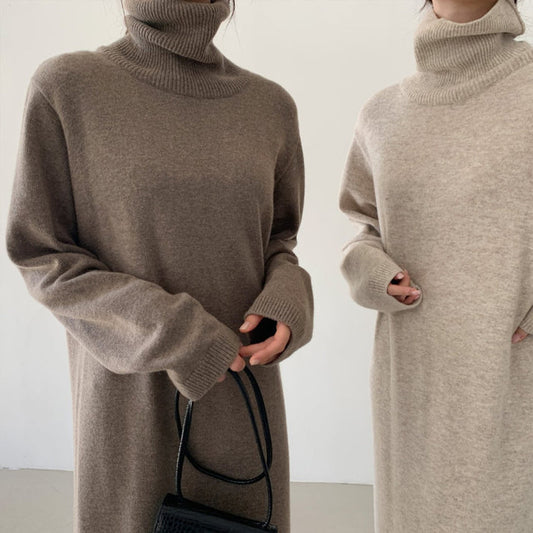 Alba Exclusive Warm Sweater Dress with Long Sleeves and Stand Up Collar Chic Silhouette Collection