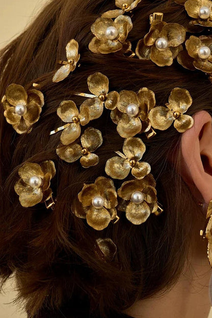 Vintage Court Style Pearl Flower Hair Clip