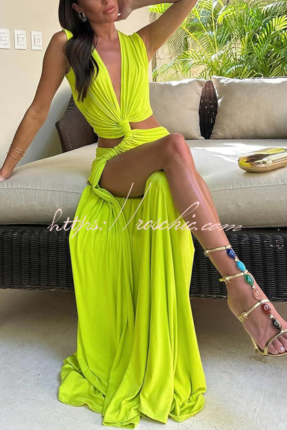 She??£¤s A Winner Jersey Triple Loop Cutout Stretch Maxi Dress
