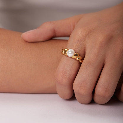 Arlette Pearl Ring