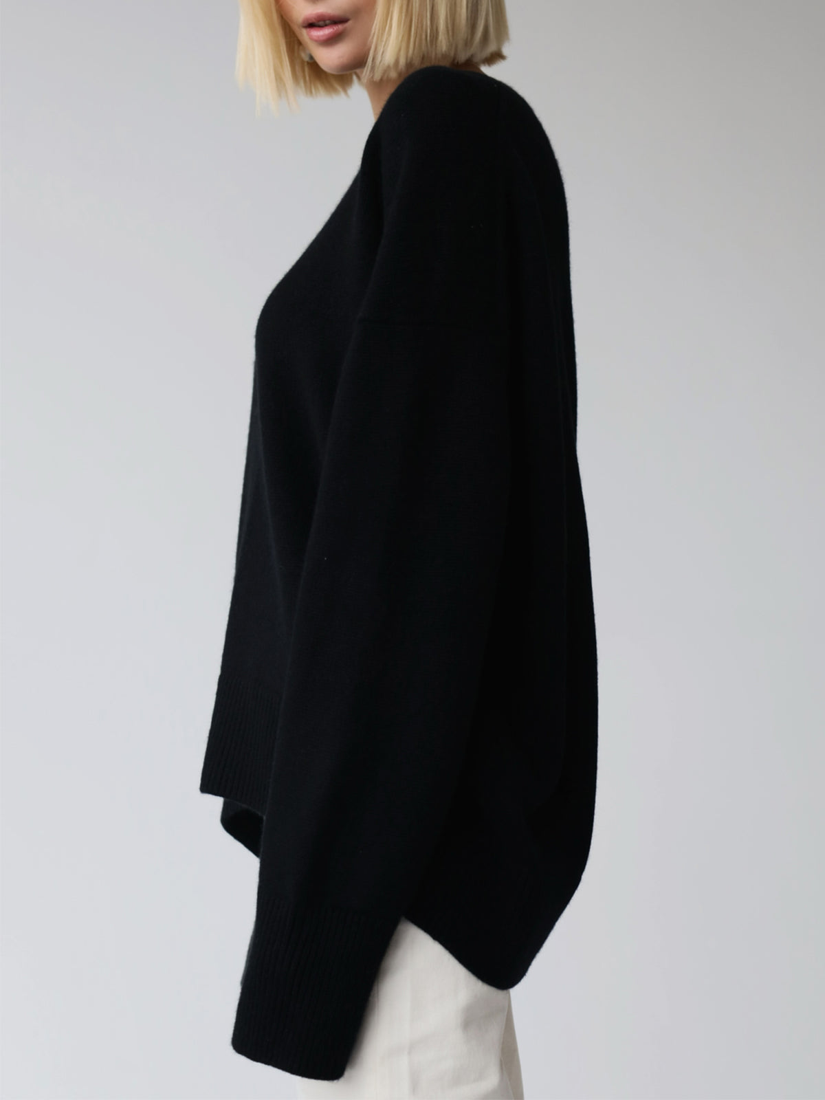 Soft Crewneck Sweater – Women’s Oversized Ribbed Knit Pullover