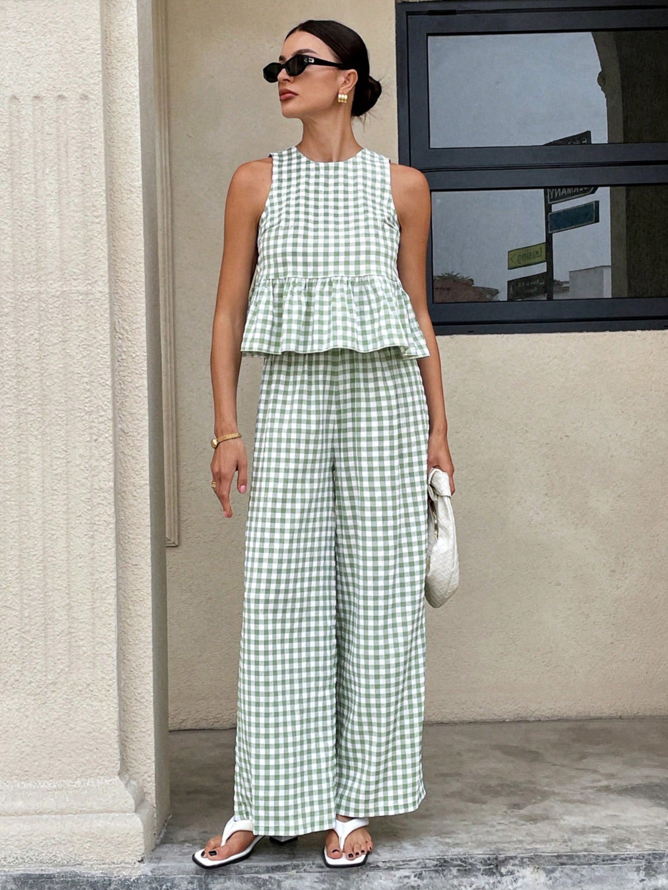 Casual round Neck Sleeveless Ruffles Top with Swing High Waist Straight Leg Pants