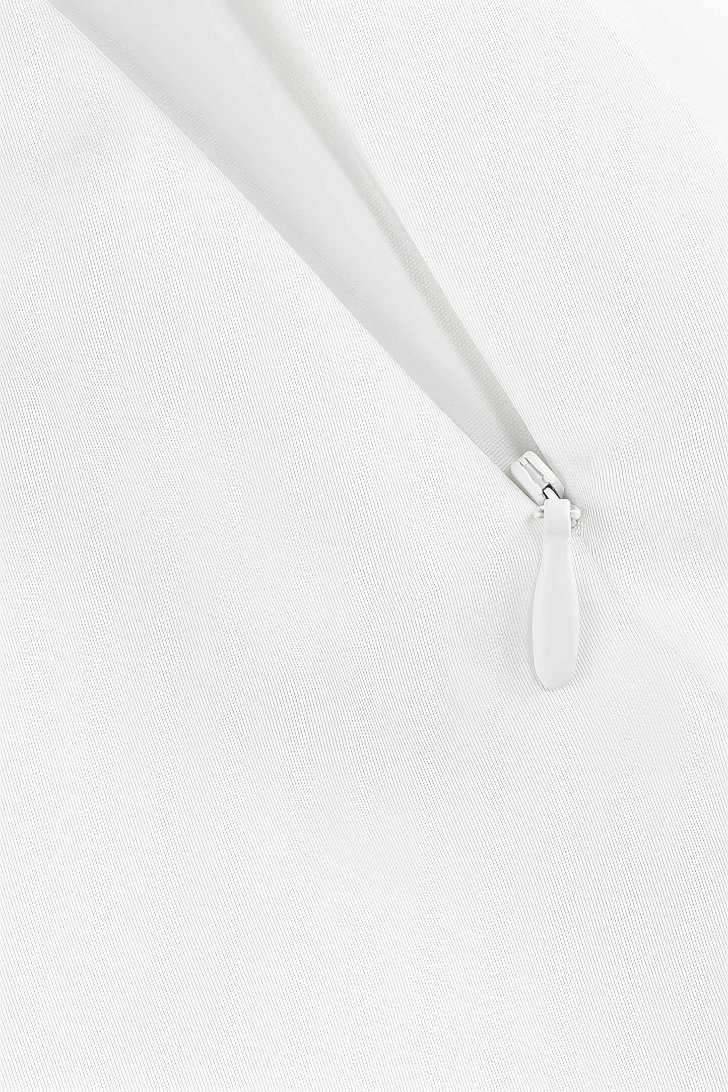 Valelk White Halter Ruffle Maxi Dress