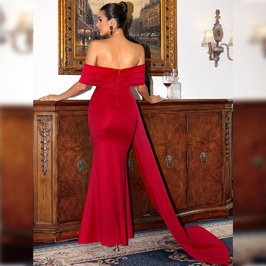 Elegant Red Satin off the Neck Elegant Lady Short Sleeve Long Pattern High Grade Chest Wrapped Evening Dress