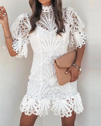 Champs lys������������������������������������es Embroidered Lace Dress