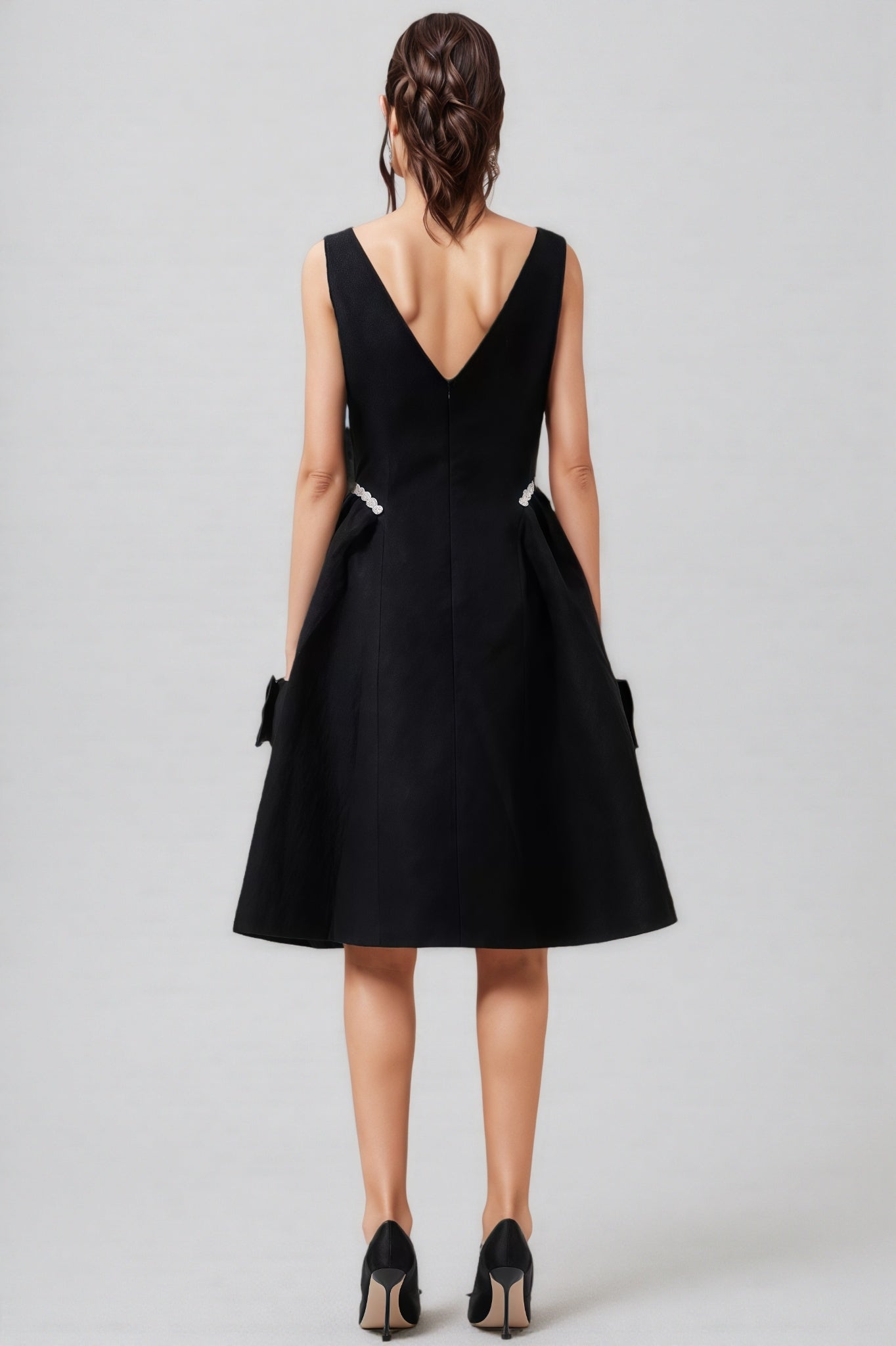 Loretty Sleeveless Flowers Pearl Midi Dress