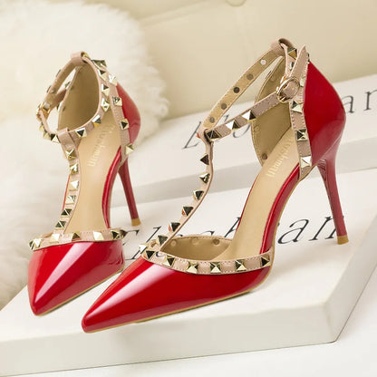 Rivet Pointed Toe Designer Hollow Red Fine High Heel  High Heel
