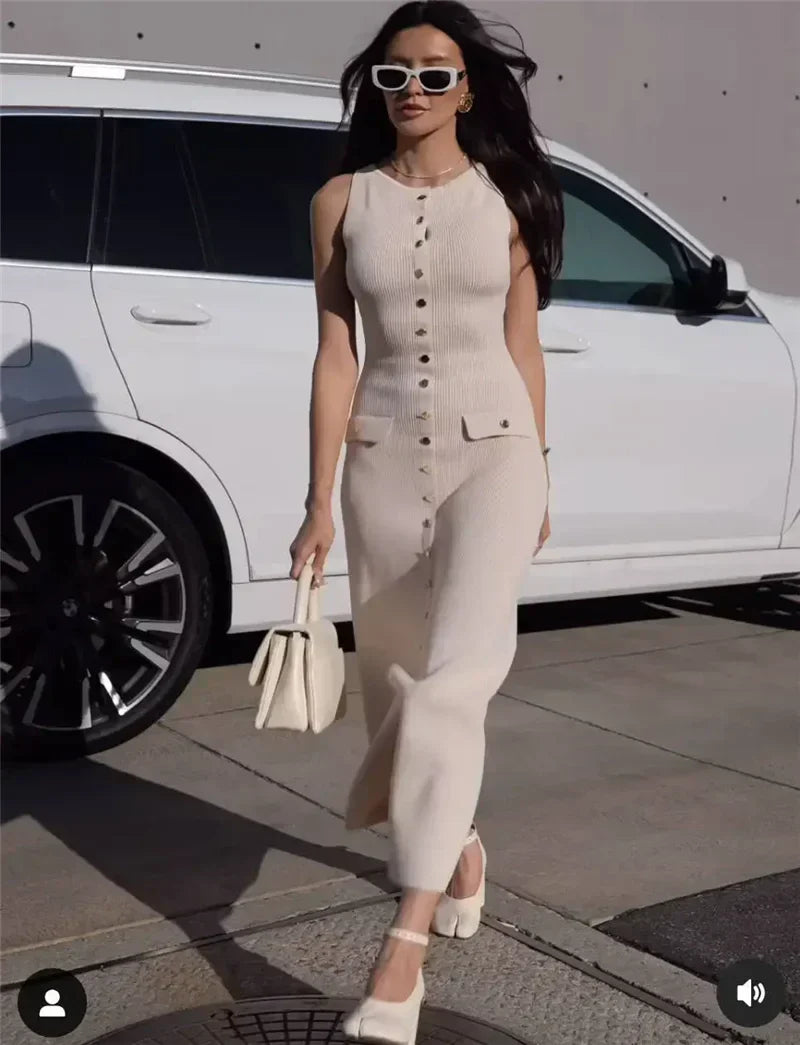 Knit Maxi Dress with Pockets Button - Front