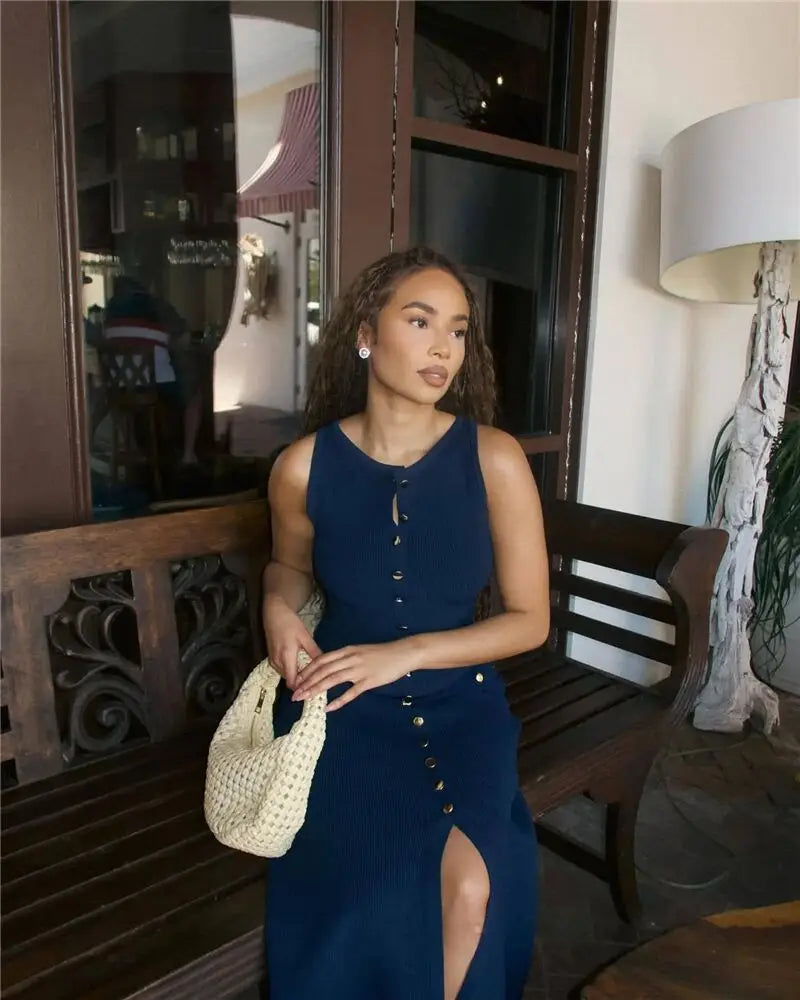 Knit Maxi Dress with Pockets Button - Front