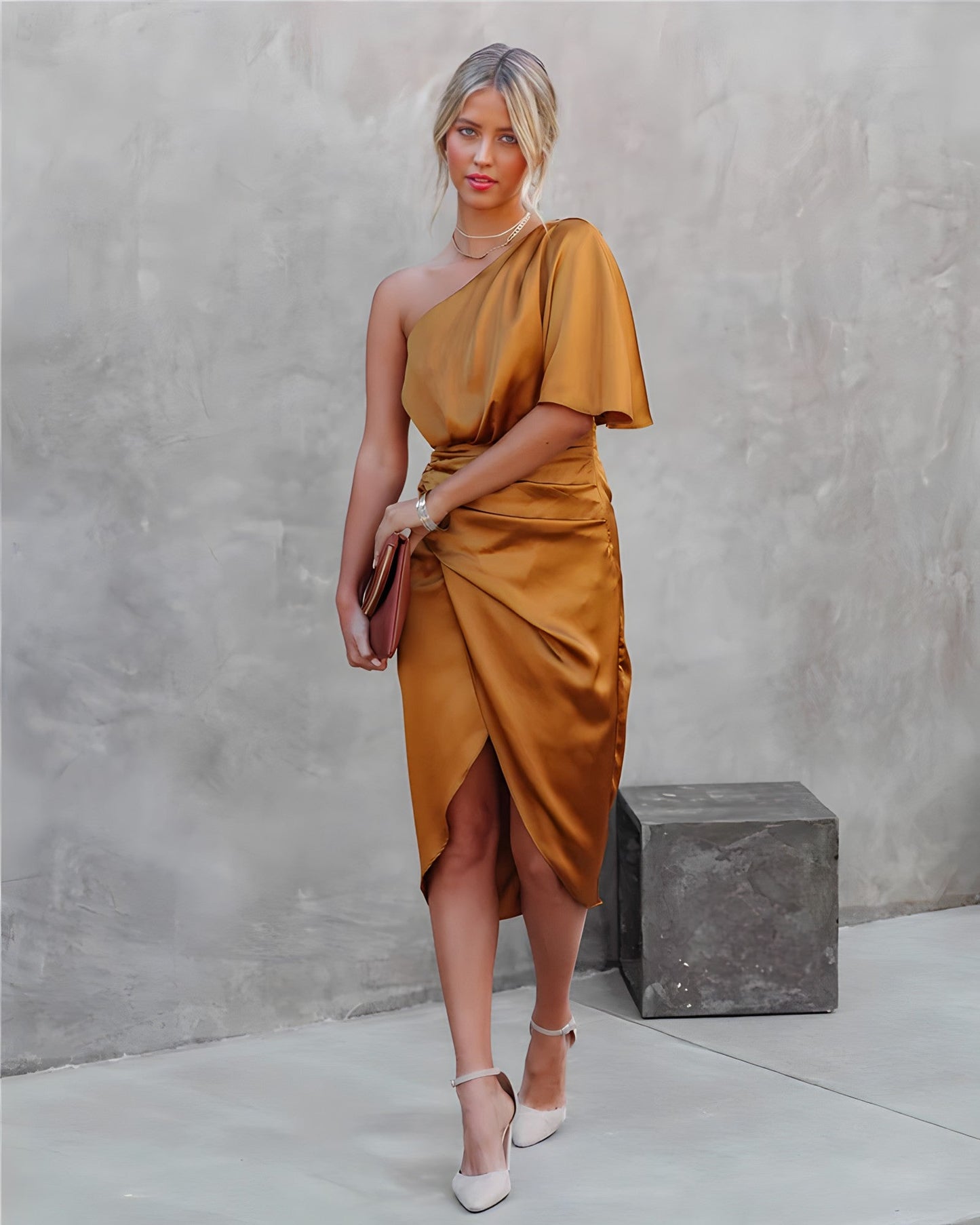 Gaby Elegant Midi Dress