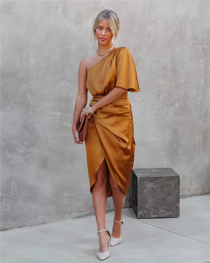 Gaby Elegant Midi Dress