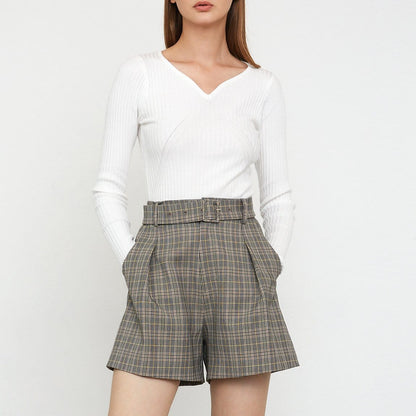 Braulia White Rib Sweater