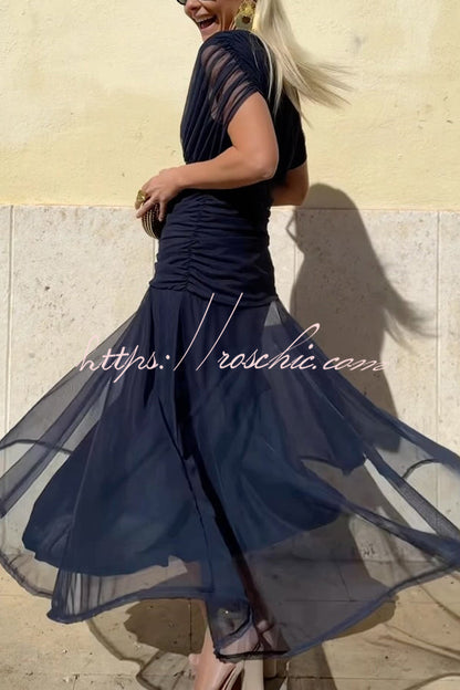 Unique Printed V-Neck Waisted Mesh Holiday Maxi Dress