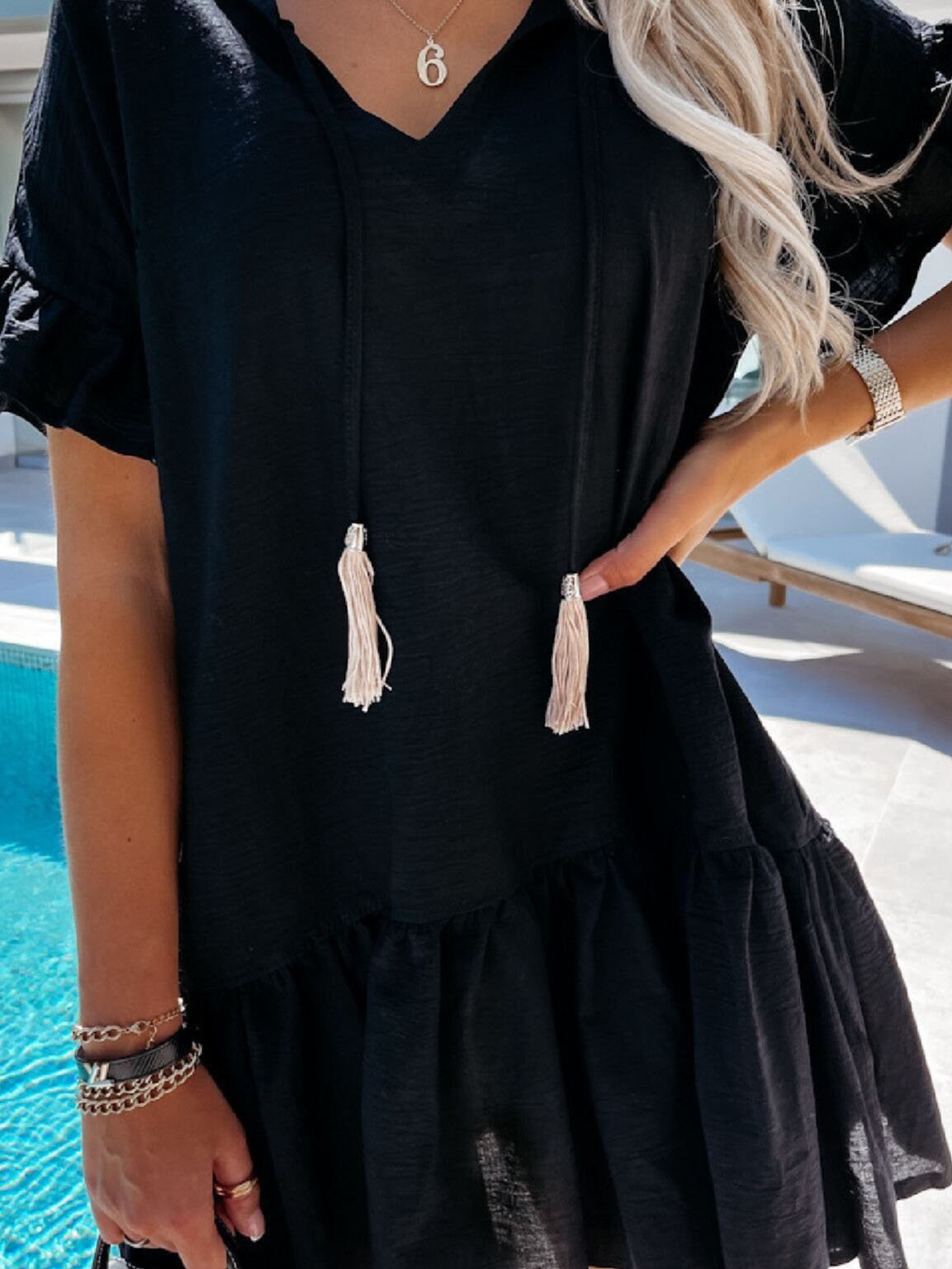 V neck Short sleeved Solid Color Short Dress