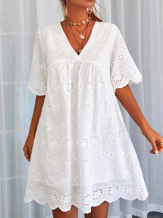 White Lace Hollow V neck Short sleeved Dress