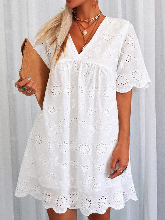 White Lace Hollow V neck Short sleeved Dress