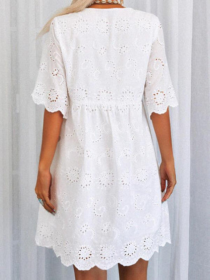 White Lace Hollow V neck Short sleeved Dress